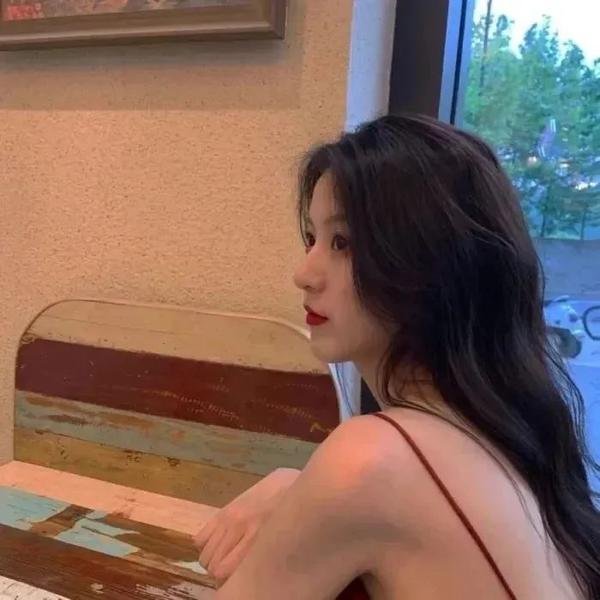 荡女桃花处处开